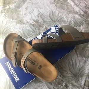Birkenstock Mayari Sandals 💜💖